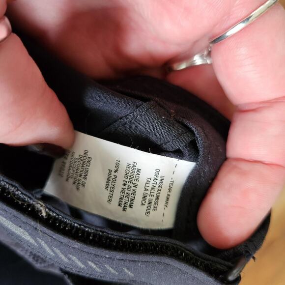 Unisex Under Armor Run Shadow Cap Hat Jogging Exercise Workout Athletic - Picture 2 of 3